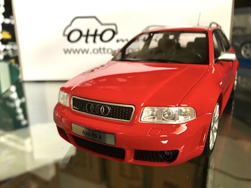 Ottomobile audi rs4 b5 - ottomobile, 1/18
